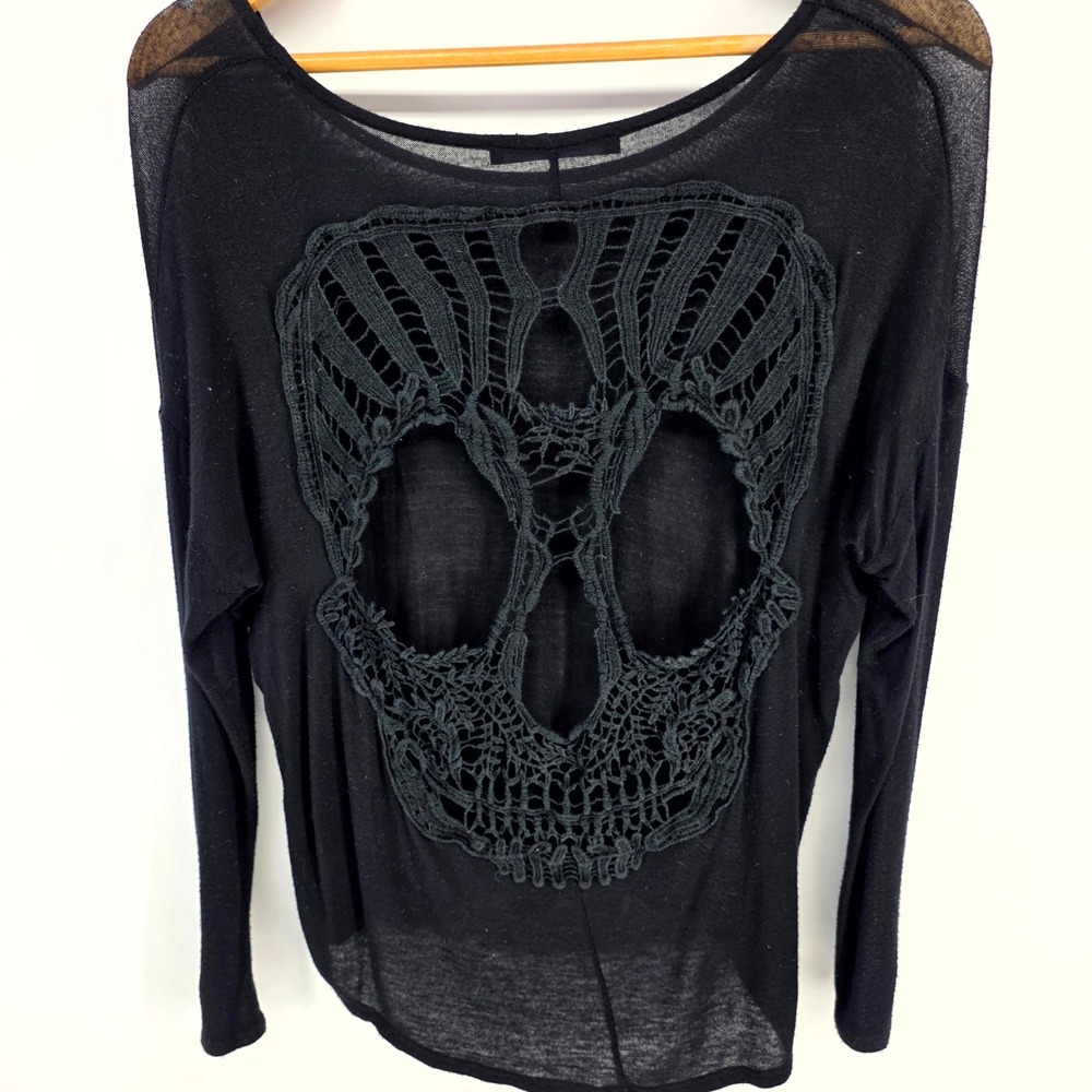 Foreign Exchange Skull Crochet Back Top Womens M Black Long Sleeve Gothic Alt